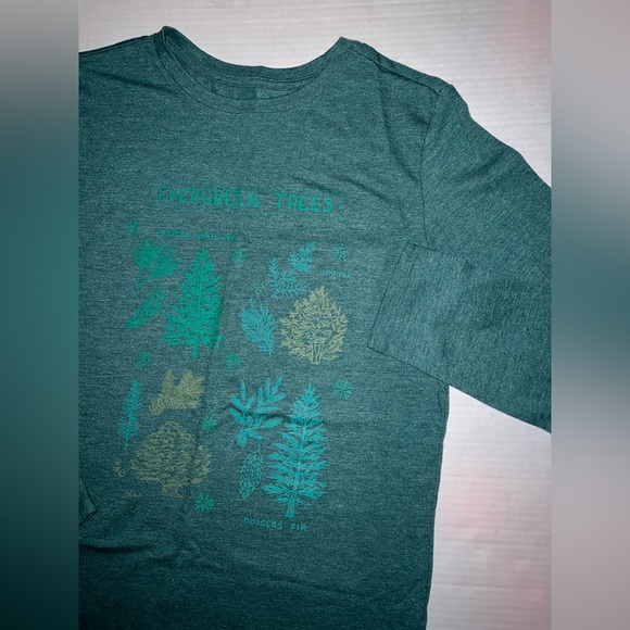 3/$10 KIDS SALE- Cat & Jack Evergreen Trees Tee - Picture 1 of 8